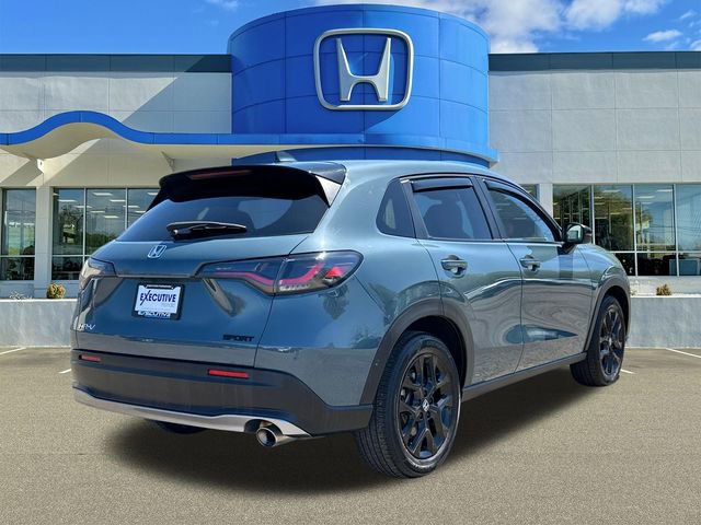 Used 2025 Honda HR-V Sport image 2