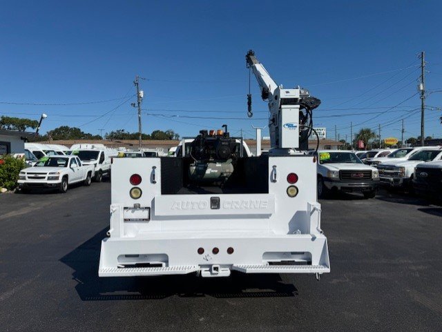 Used 2004 Ford F550 4x4 Regular Cab Super Duty image 7