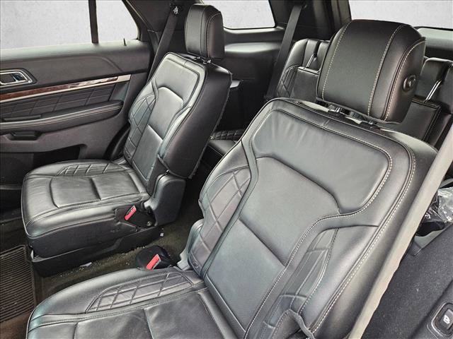 Used 2016 Ford Explorer Platinum AWD/4WD image 21