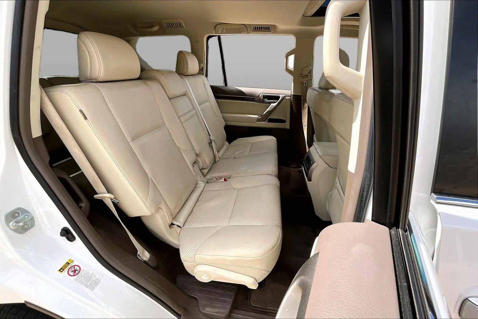 Used 2013 Lexus GX 460 w/ Comfort Plus Pkg AWD/4WD image 18