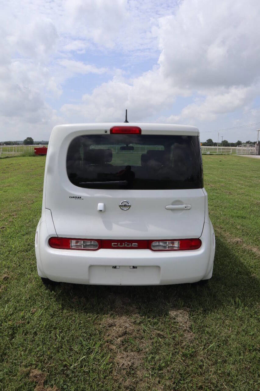 Used 2012 Nissan Cube 1.8 S w/ Indigo Limited Edition Pkg image 8