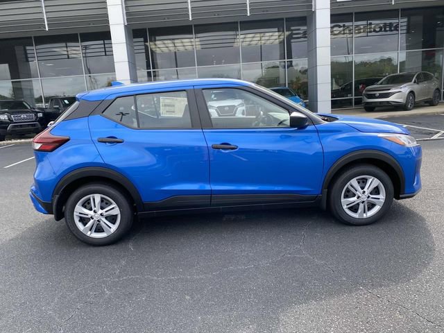 New 2025 Nissan Kicks Play S image 6