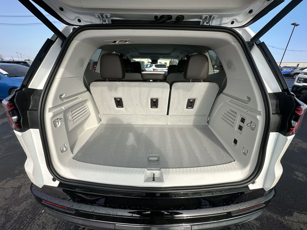 Used 2025 GMC Acadia Denali w/ Super Cruise Package image 25