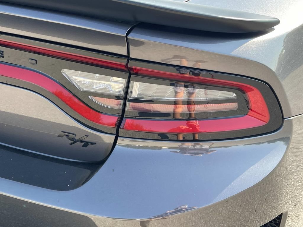 Used 2022 Dodge Charger R/T w/ Driver Convenience Group RWD image 10