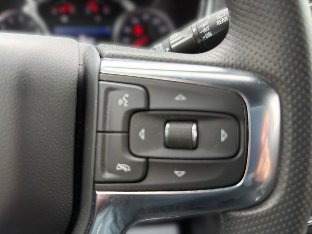 Used 2024 Chevrolet Blazer LT w/ Convenience Package image 21