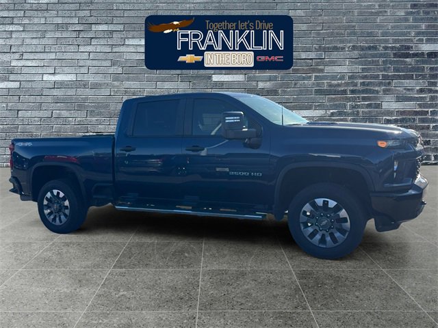Used 2023 Chevrolet Silverado 2500 Custom w/ Custom Value Package image 6