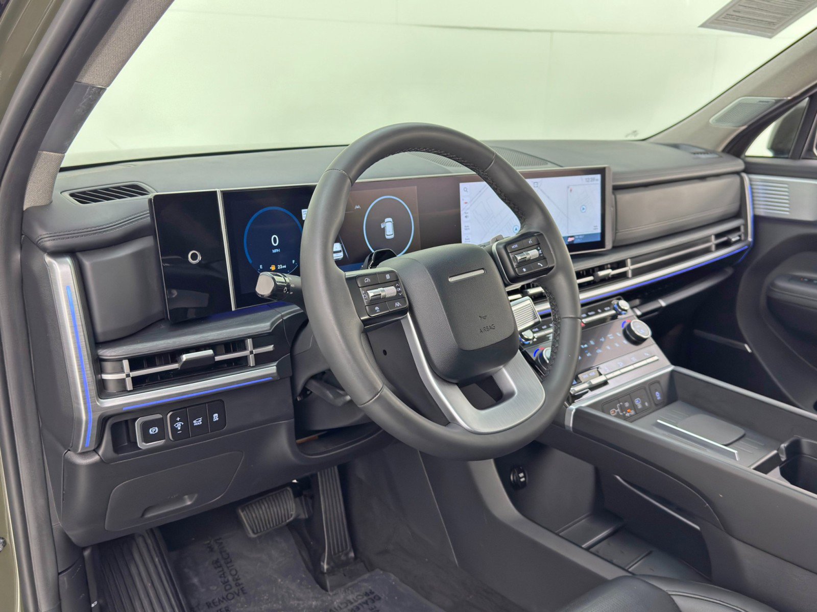 Used 2024 Hyundai Santa Fe Limited image 13