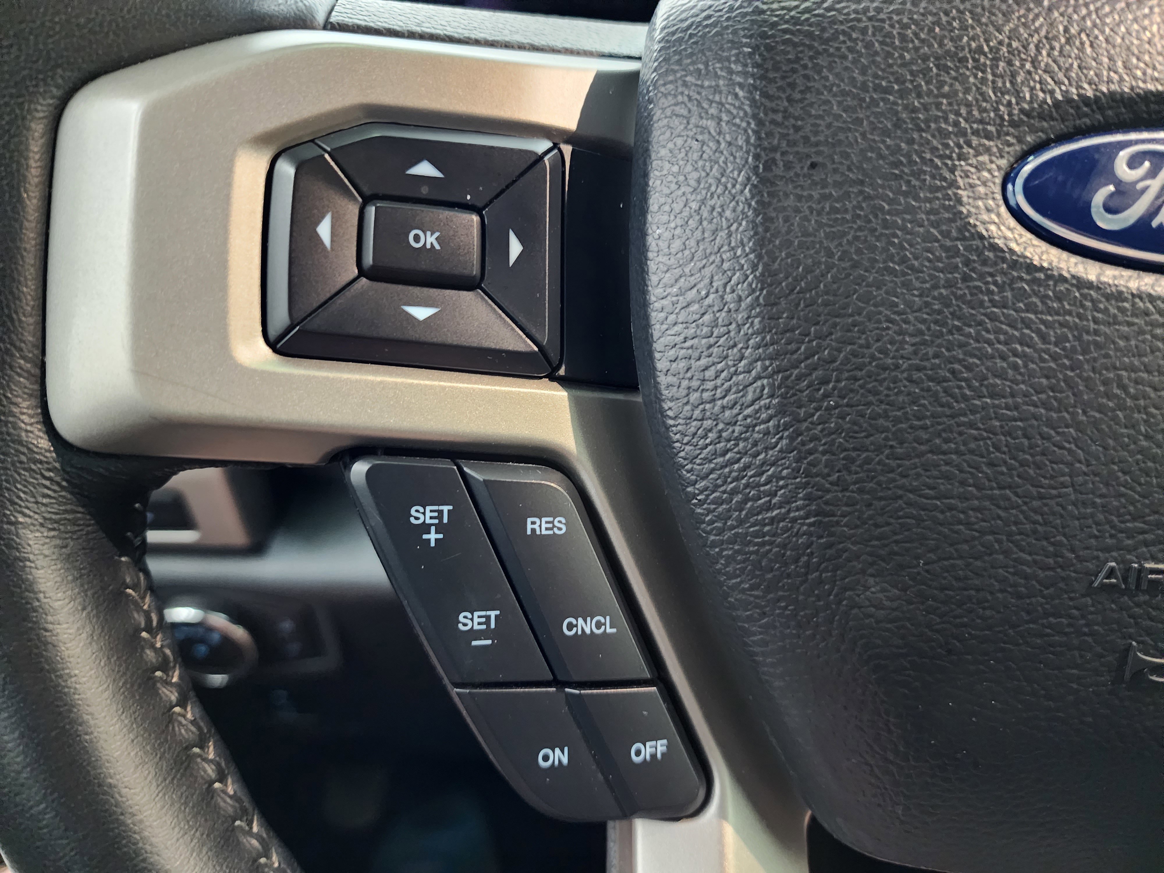 Used 2022 Ford F250 Lariat image 17