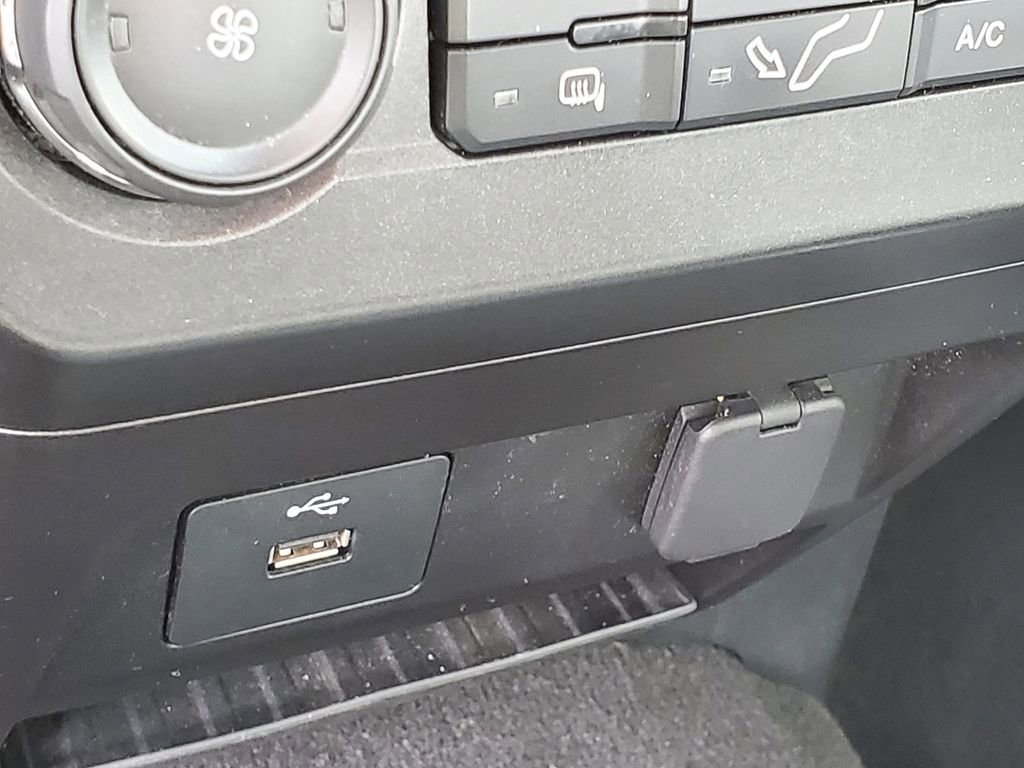 Used 2019 Ford F250 XLT w/ Snow Plow Prep Package image 25