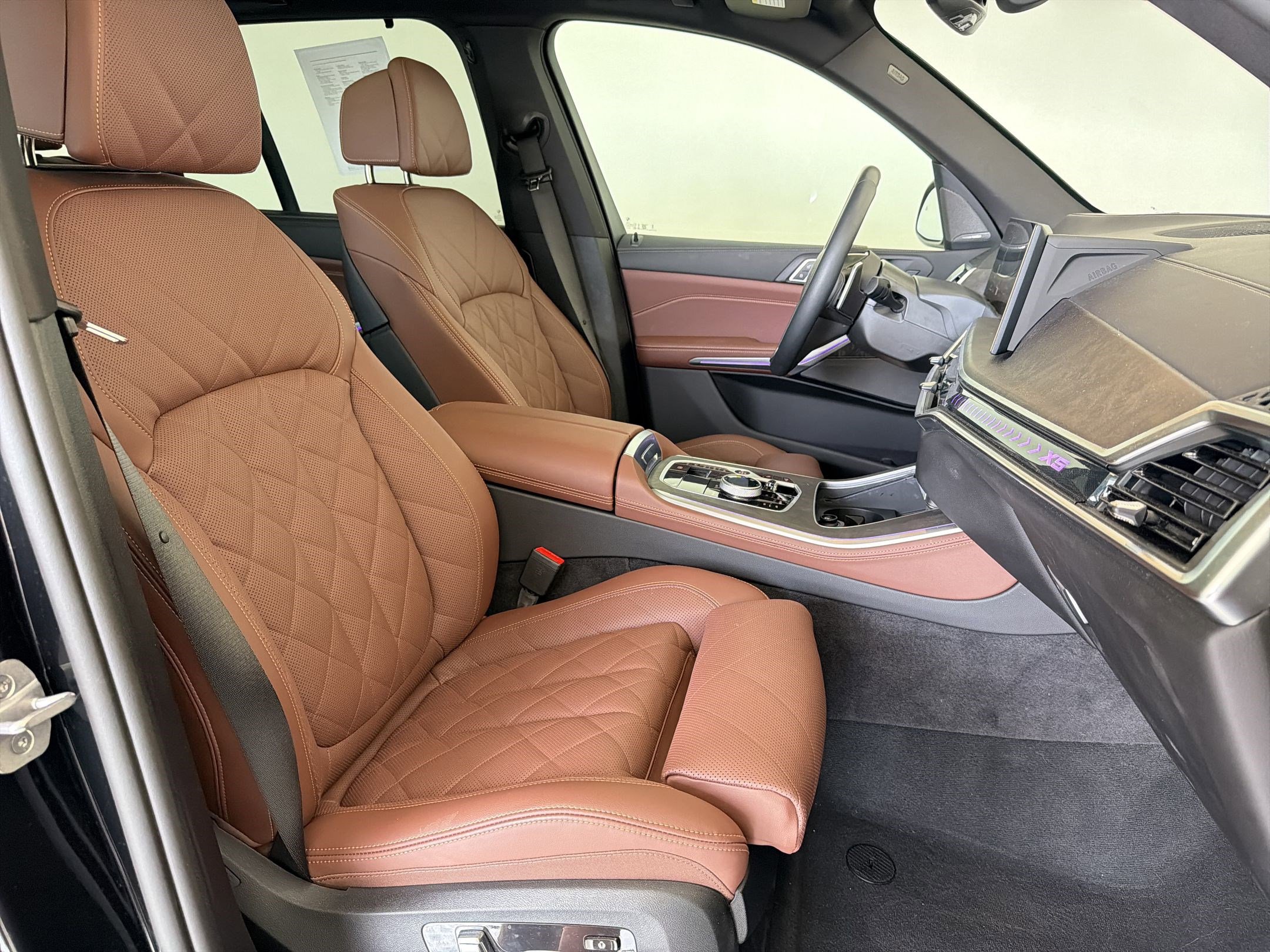 Used 2026 BMW X5 xDrive40i w/ Executive Package image 31