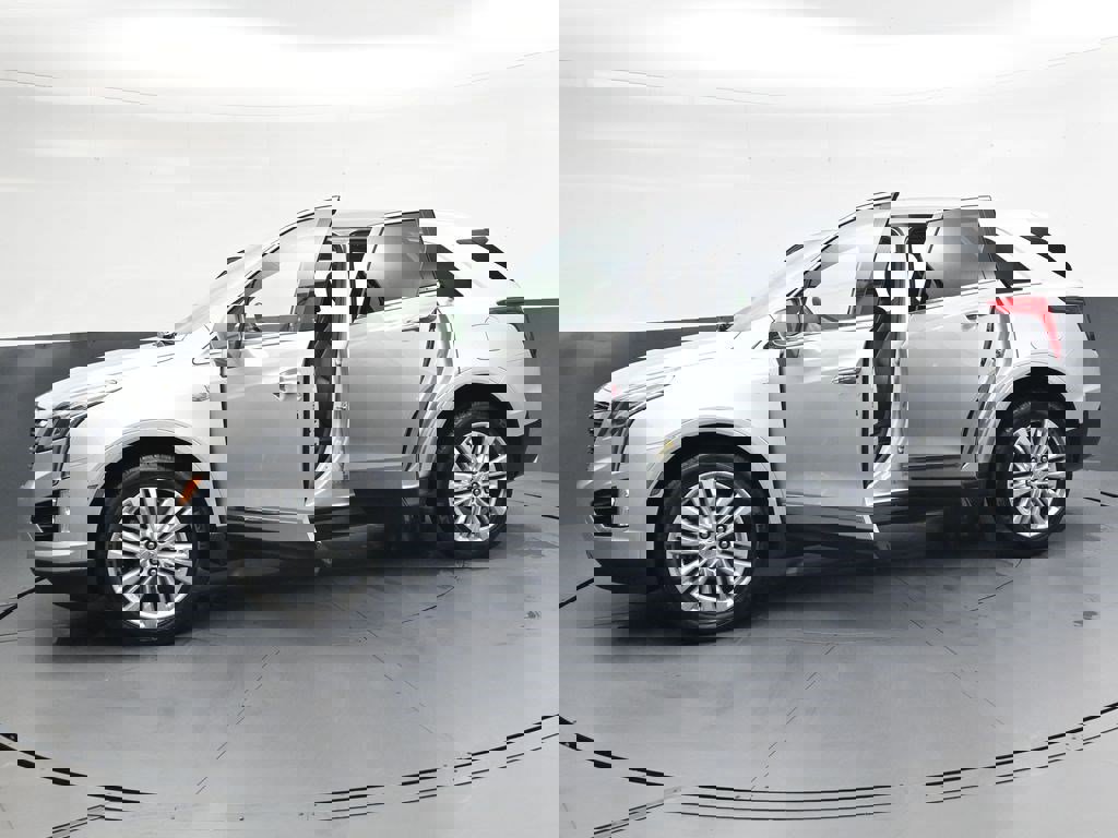 Used 2019 Cadillac XT5 Premium Luxury image 38