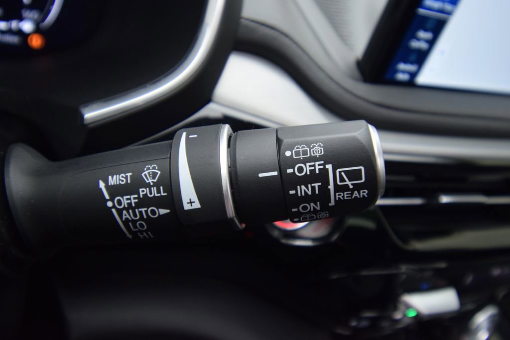 Used 2026 Acura MDX SH-AWD w/ Technology Package image 41