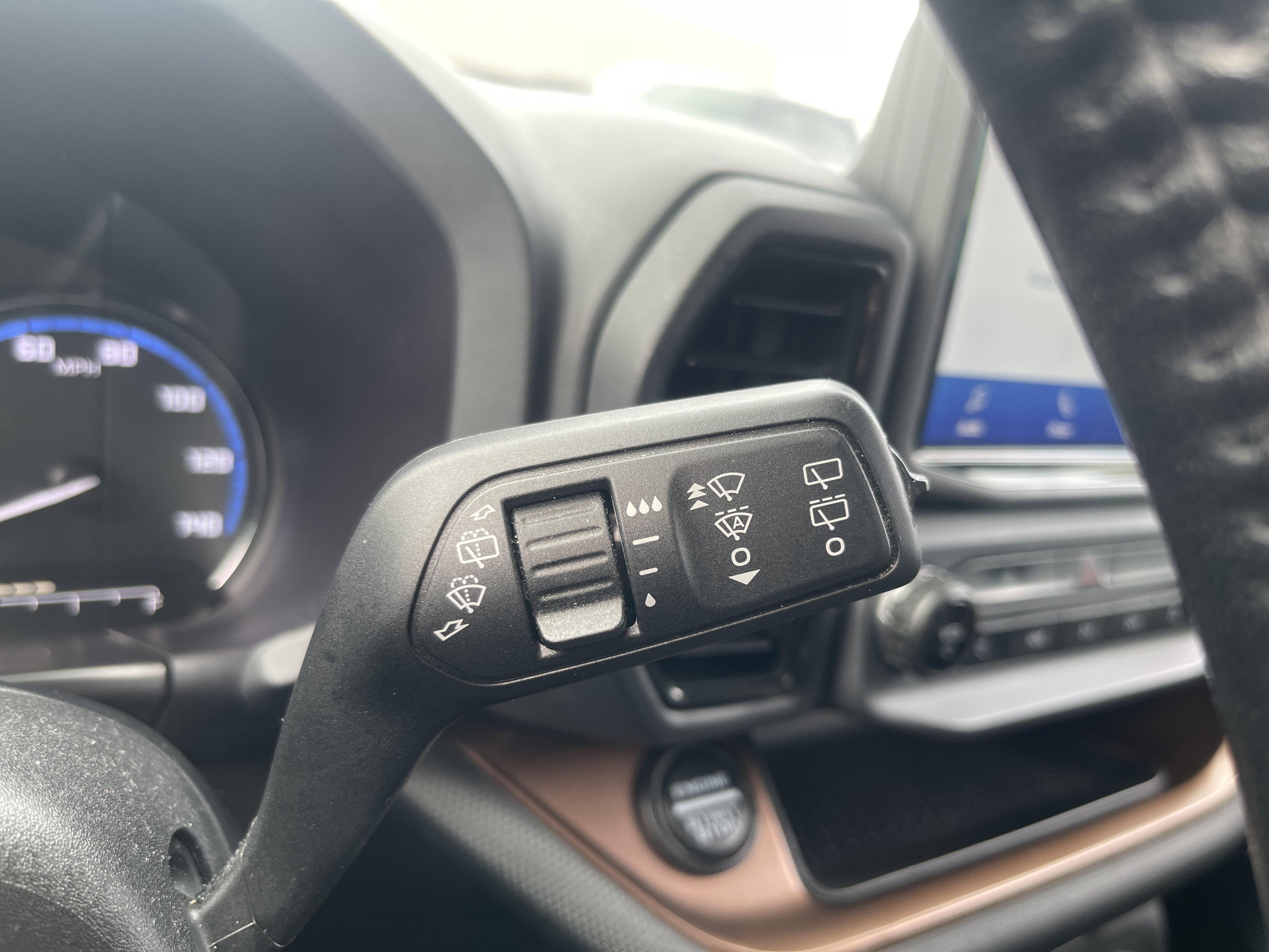 Used 2022 Ford Bronco Sport Outer Banks w/ Tech Package AWD/4WD image 22