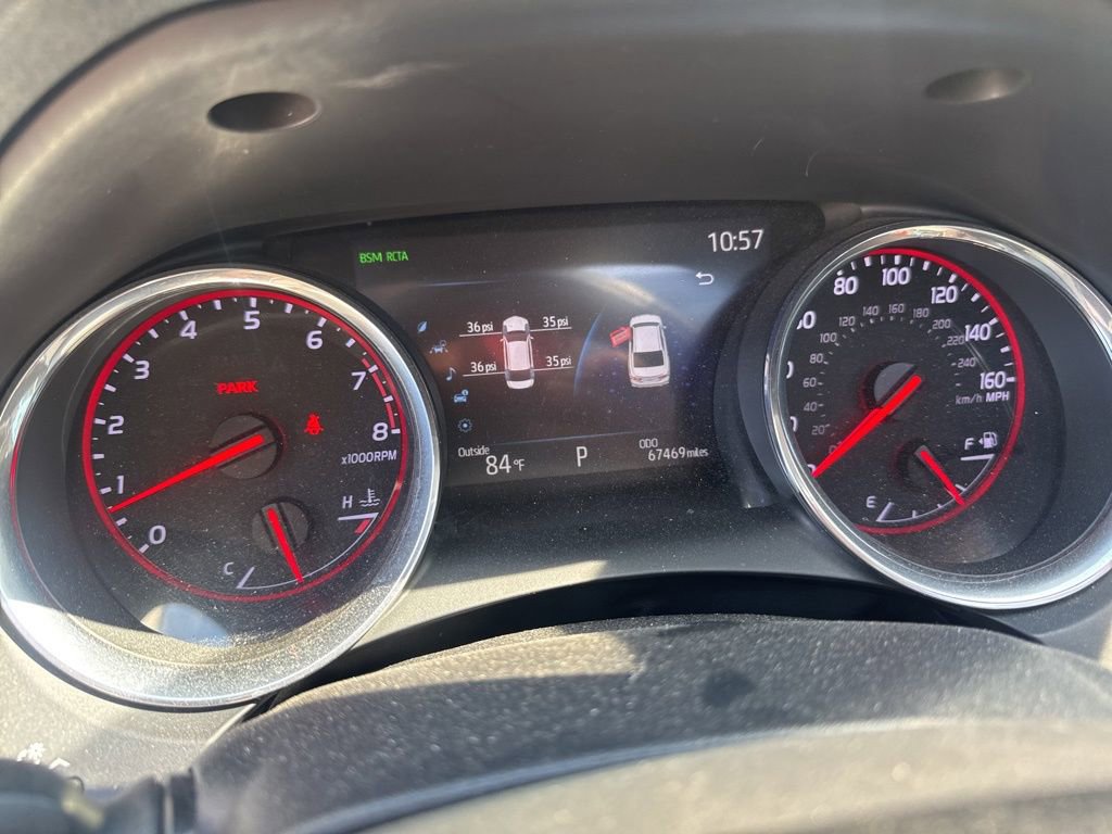 Used 2019 Toyota Camry XSE image 6