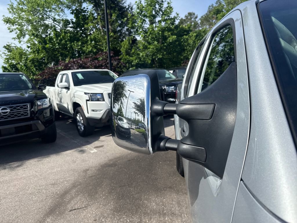 Used 2018 Nissan Frontier SV AWD/4WD image 38