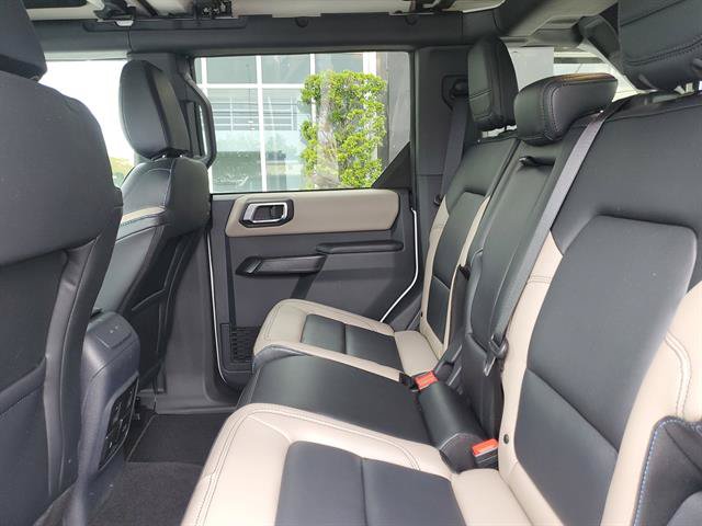 Used 2024 Ford Bronco Wildtrak AWD/4WD image 28