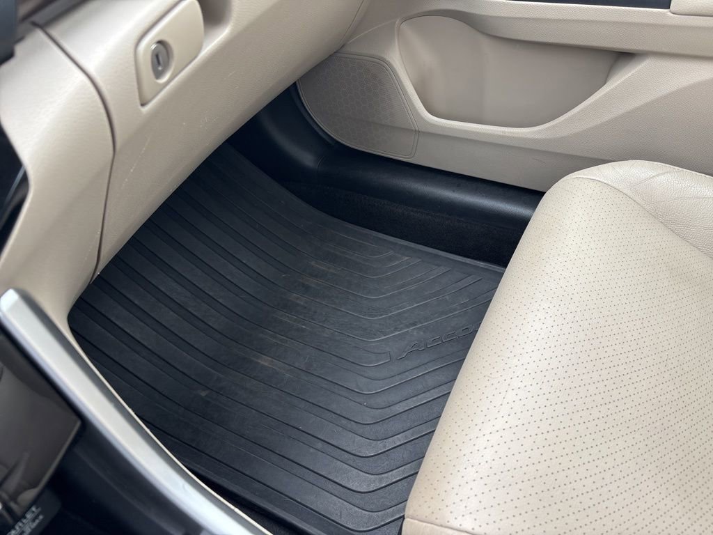 Used 2016 Honda Accord EX-L image 19