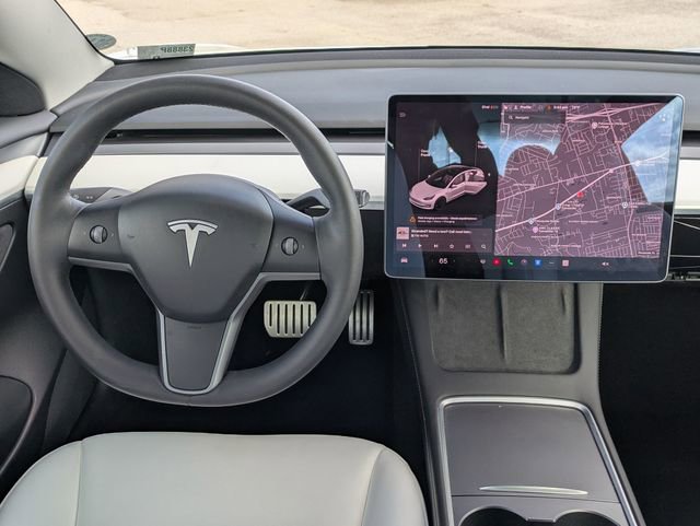 Used 2021 Tesla Model 3 Performance image 27