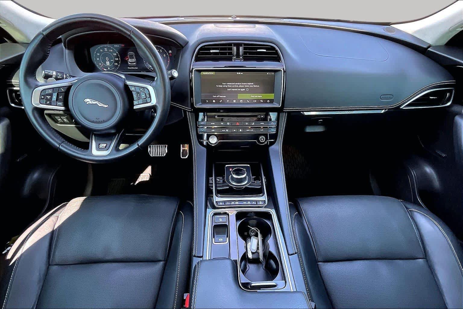Used 2019 Jaguar F-PACE R-Sport AWD/4WD image 14