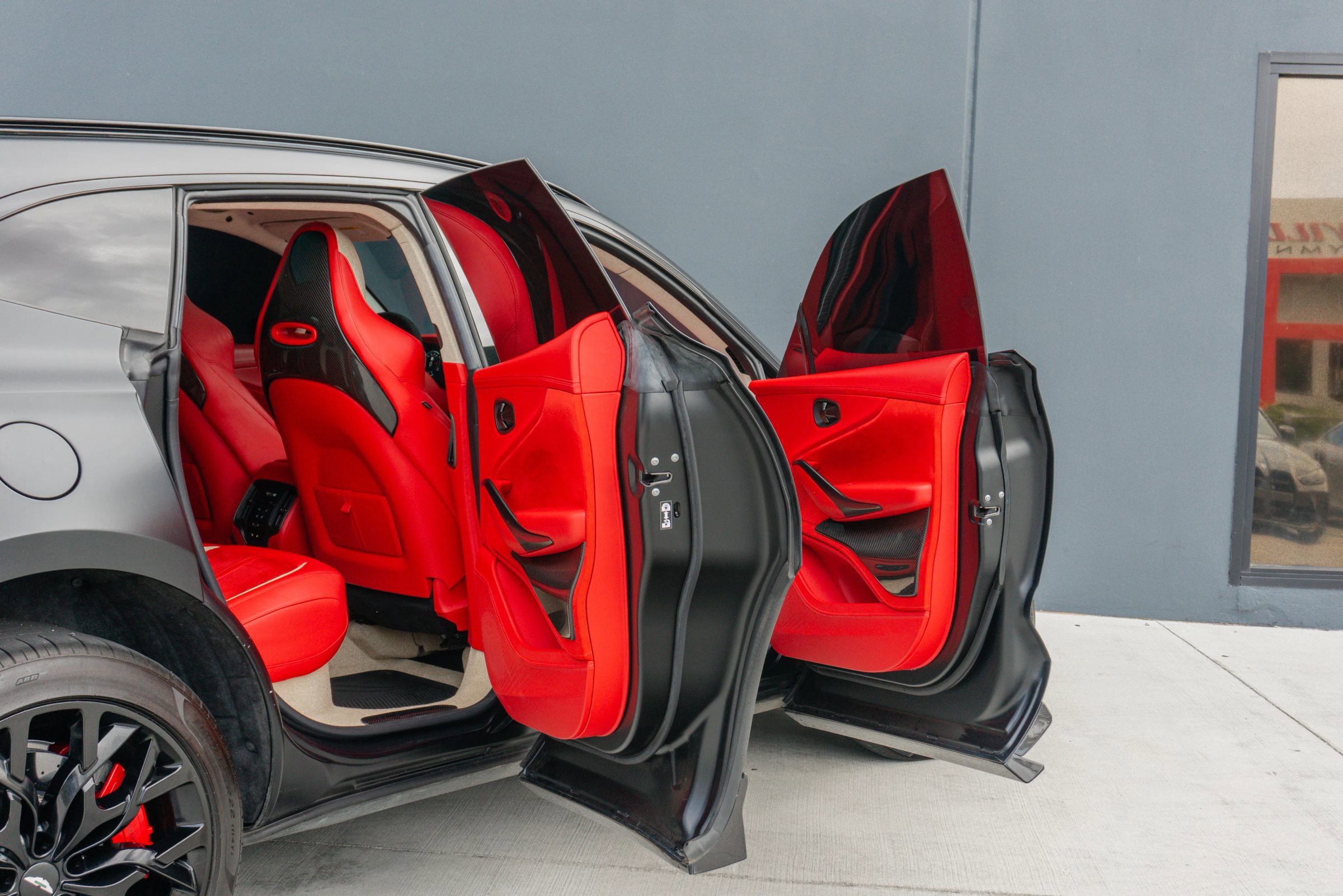 Used 2023 Aston Martin DBX 707 AWD/4WD image 61