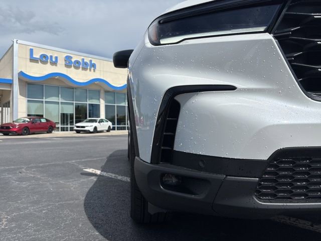 Used 2025 Honda Pilot Sport image 3