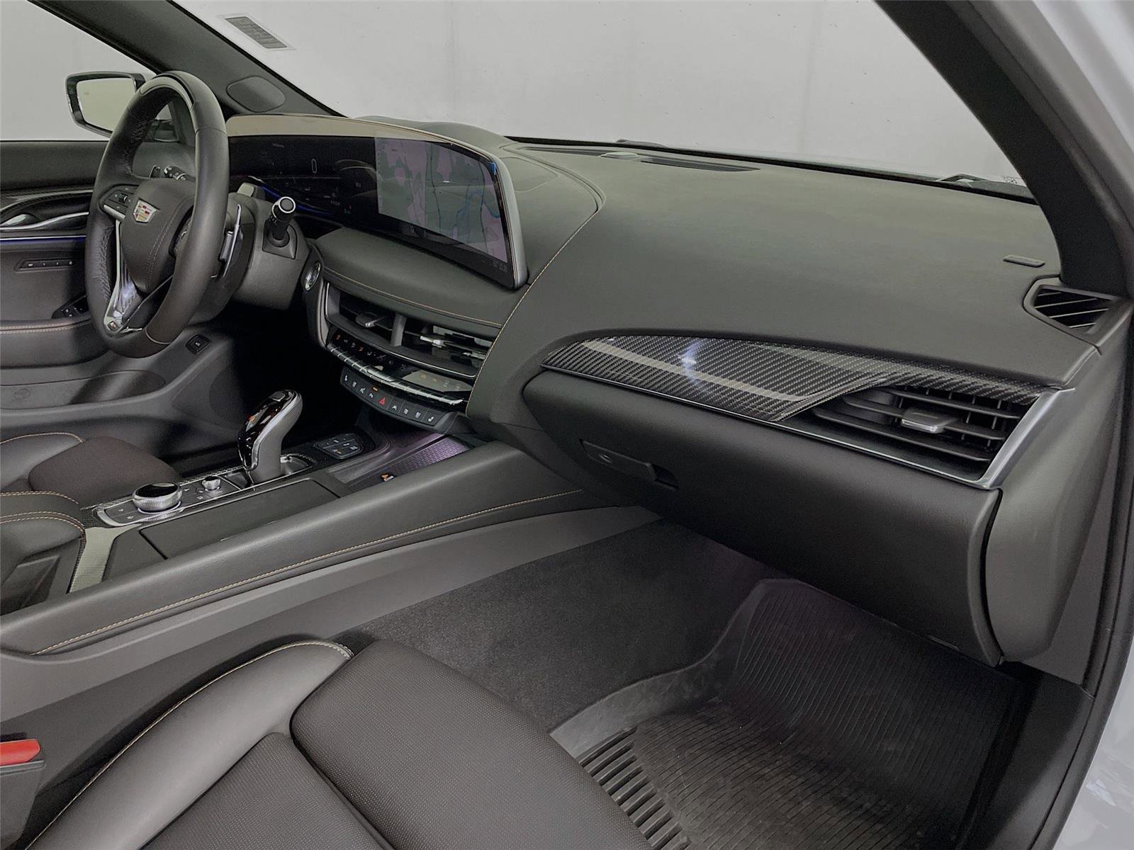 Used 2025 Cadillac CT5 V image 33