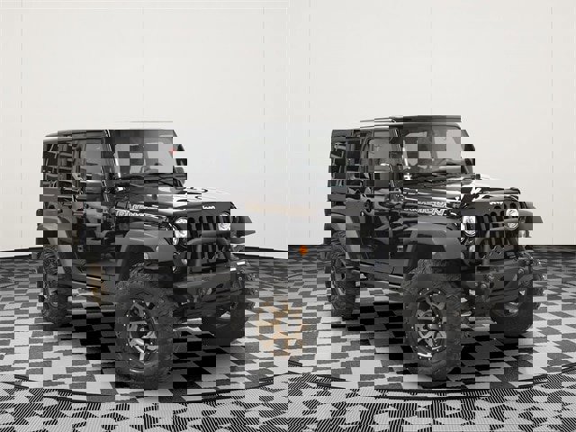 Used 2017 Jeep Wrangler Unlimited Rubicon w/ Cold Weather Group image 1