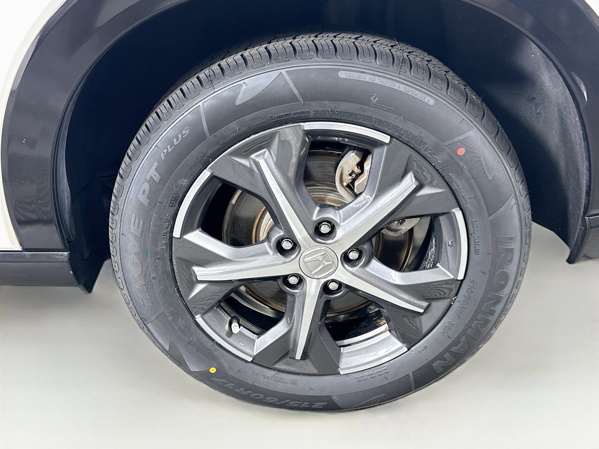 Used 2024 Honda HR-V EX-L image 11