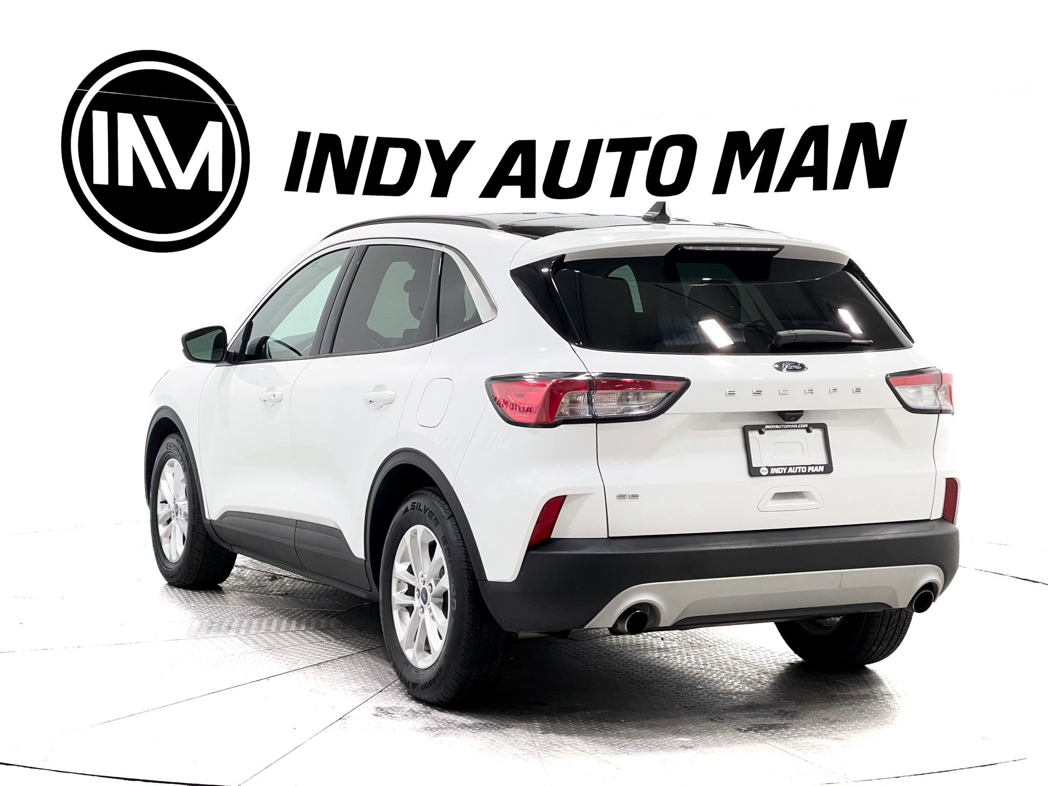 Used 2020 Ford Escape SE image 6