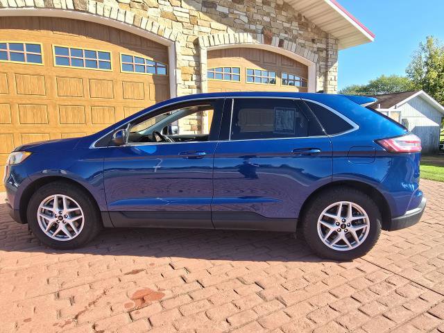 Used 2023 Ford Edge SEL AWD/4WD image 6