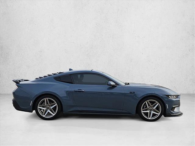 Used 2024 Ford Mustang Coupe image 4