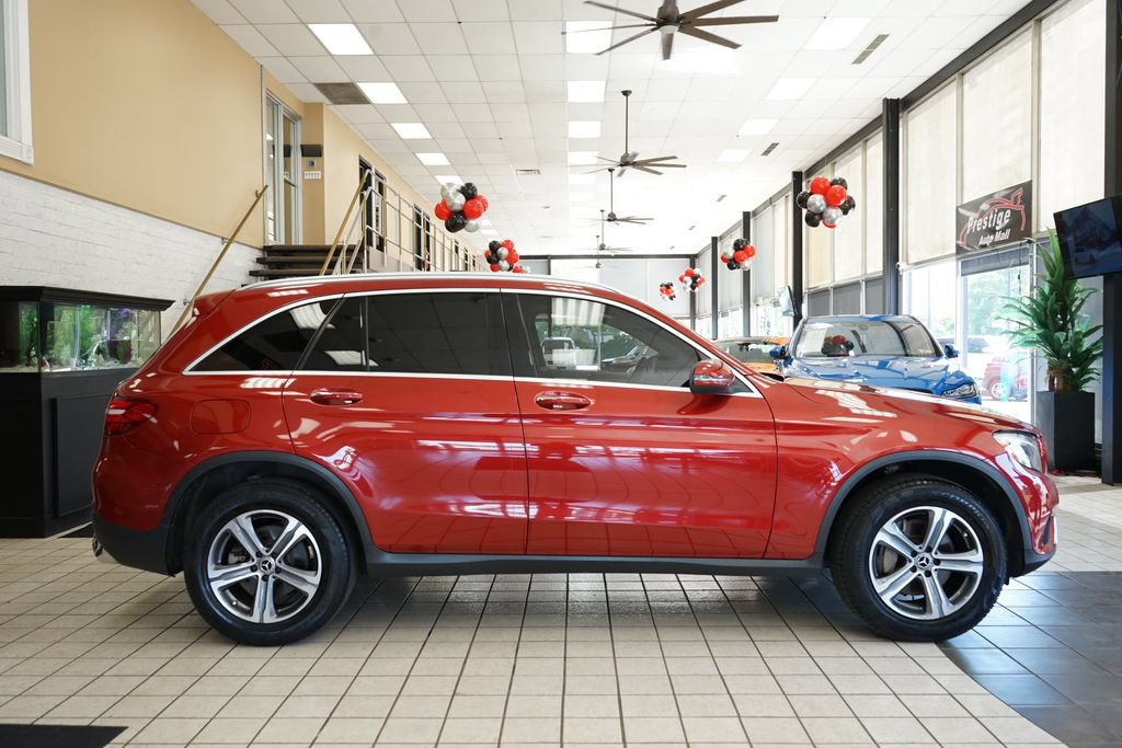 Used 2017 Mercedes-Benz GLC 300 4MATIC image 17