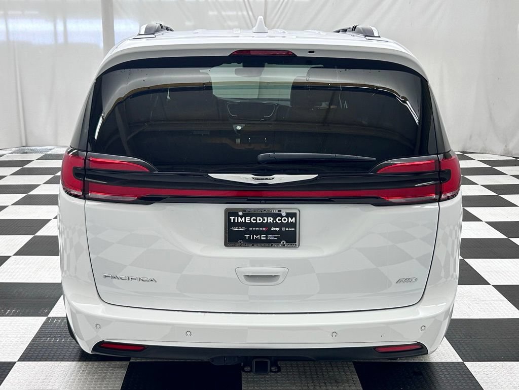 Certified 2022 Chrysler Pacifica Pinnacle AWD/4WD image 6