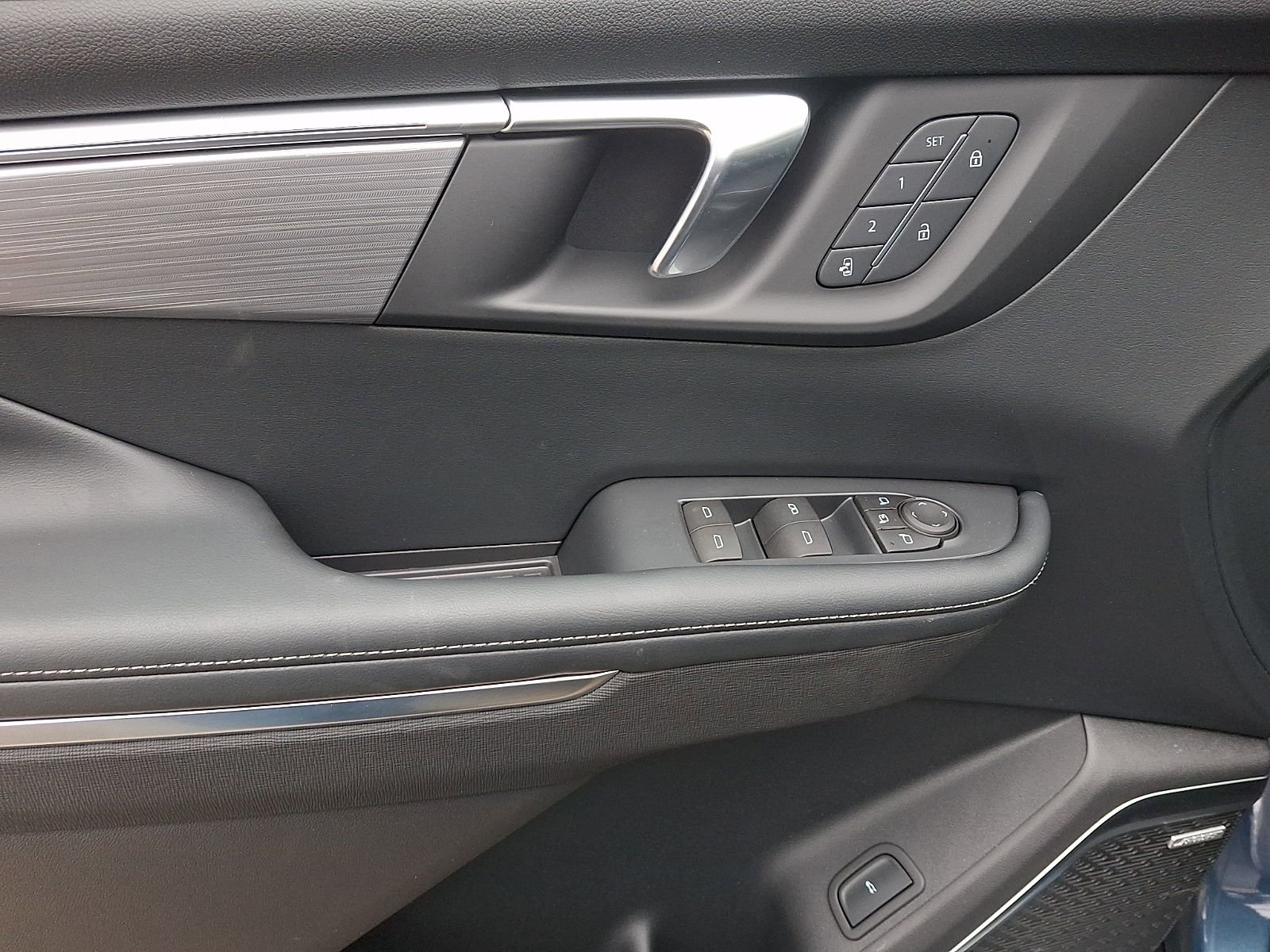 New 2026 Buick Enclave Preferred w/ Power Package image 13