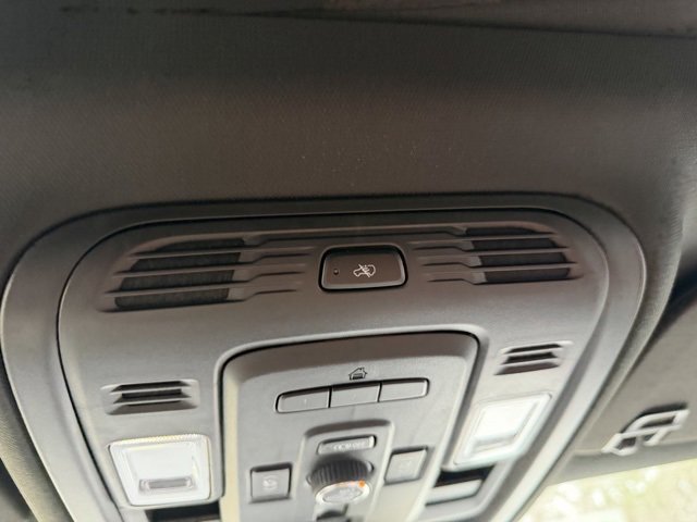 Certified 2023 GMC Yukon XL Denali Ultimate w/ LPO, Floor Liner Package image 38