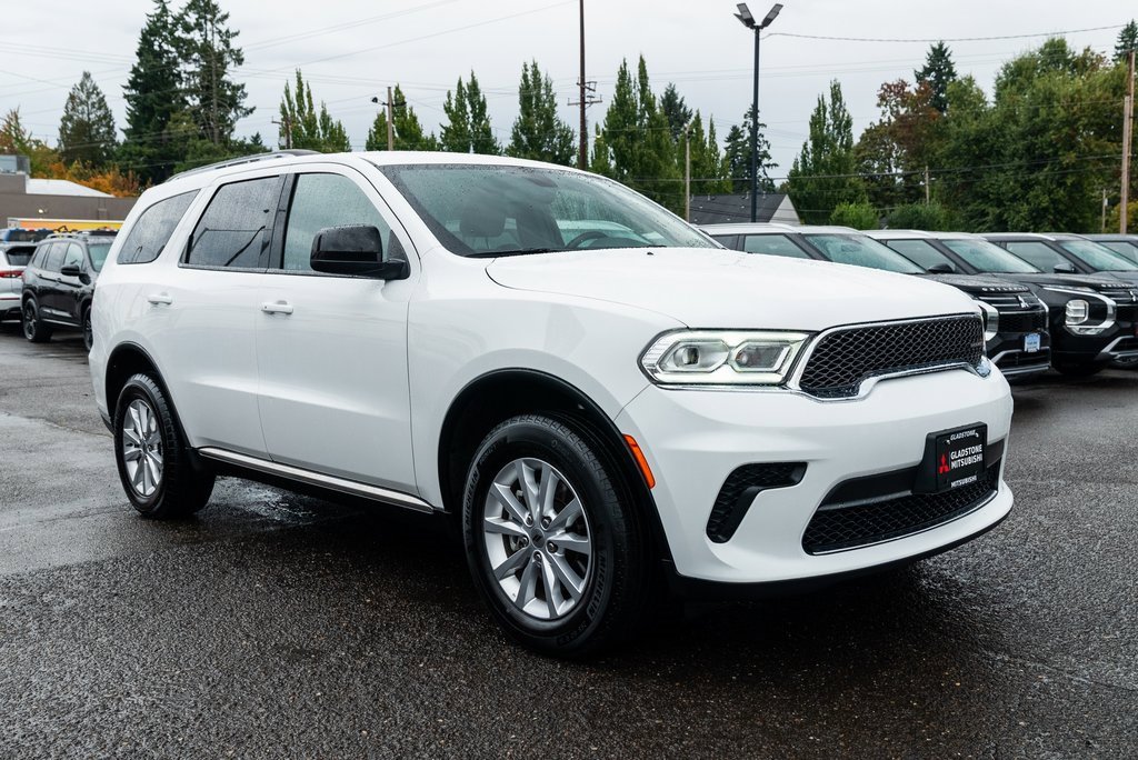Used 2024 Dodge Durango SXT image 1