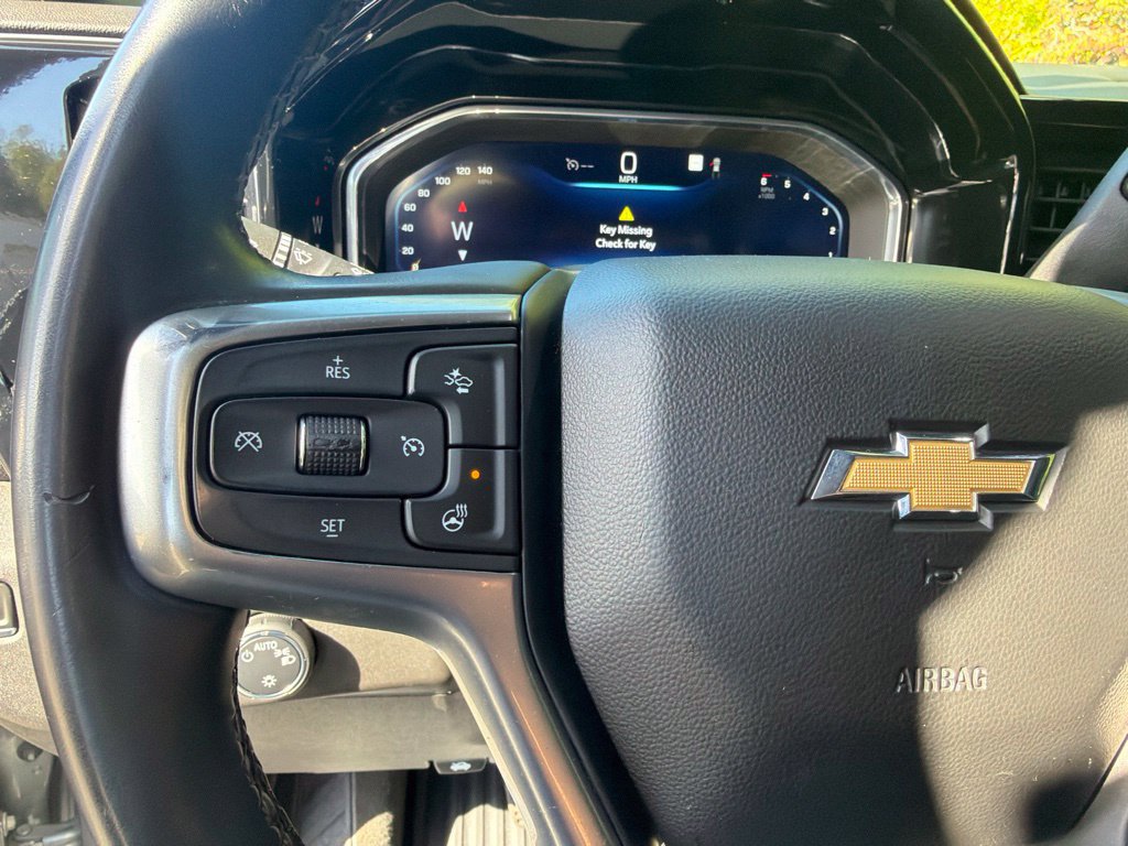 Used 2023 Chevrolet Silverado 1500 LT AWD/4WD image 20