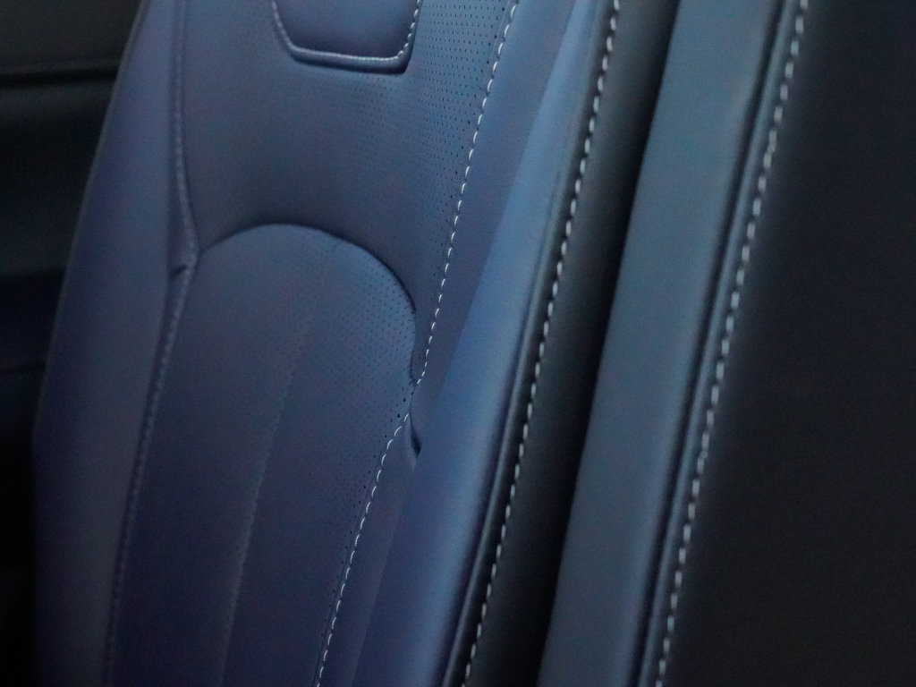 New 2026 INFINITI QX60 Sport w/ Dark Cargo Package image 29