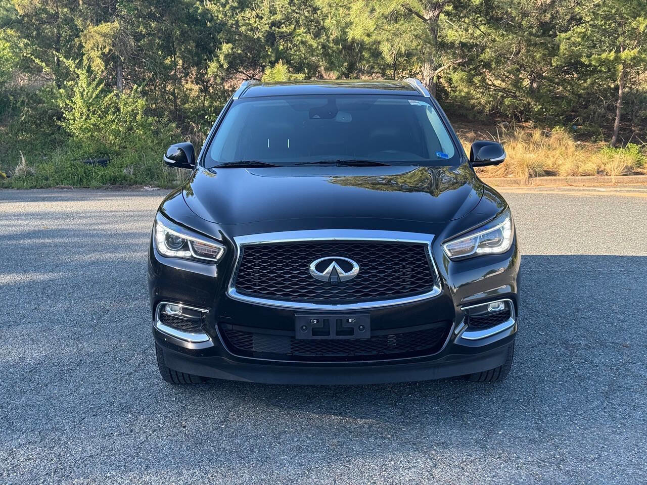 Used 2020 INFINITI QX60 Luxe w/ Essential Package AWD/4WD image 2