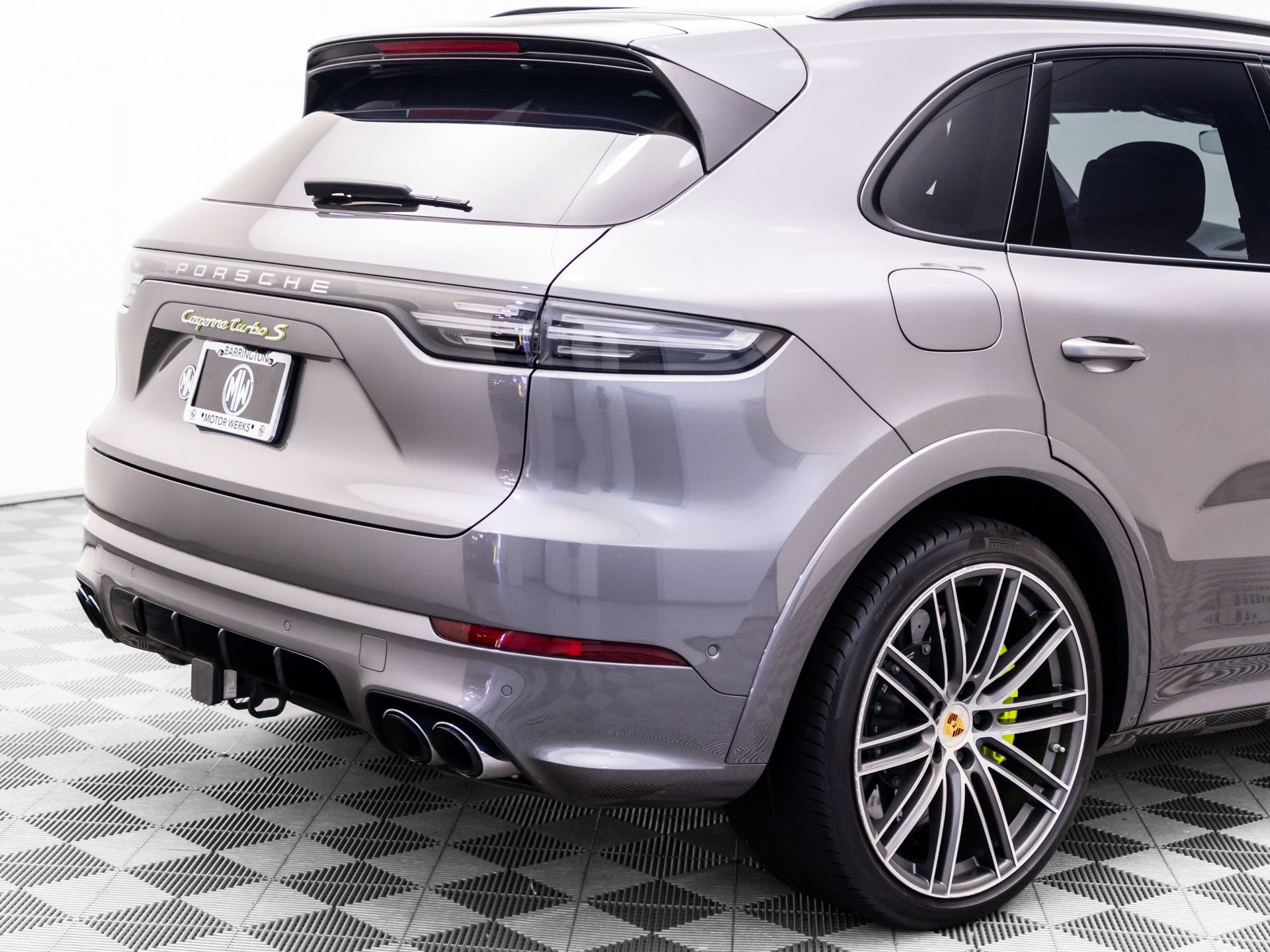 Used 2023 Porsche Cayenne Turbo S AWD/4WD image 31