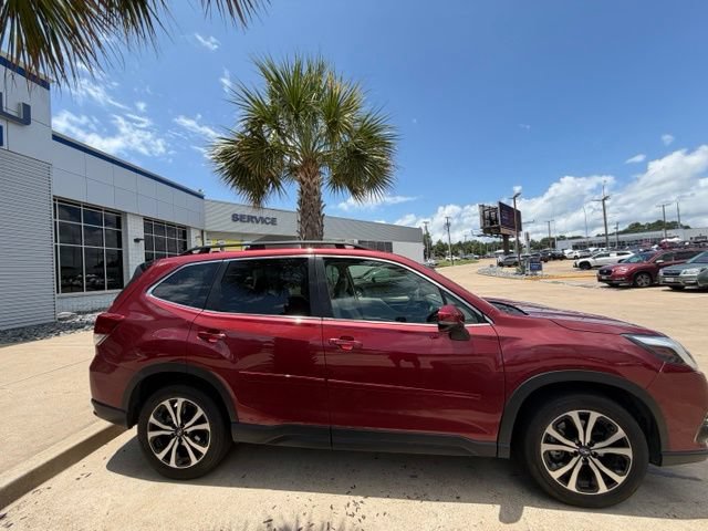 Used 2024 Subaru Forester Limited AWD/4WD image 25
