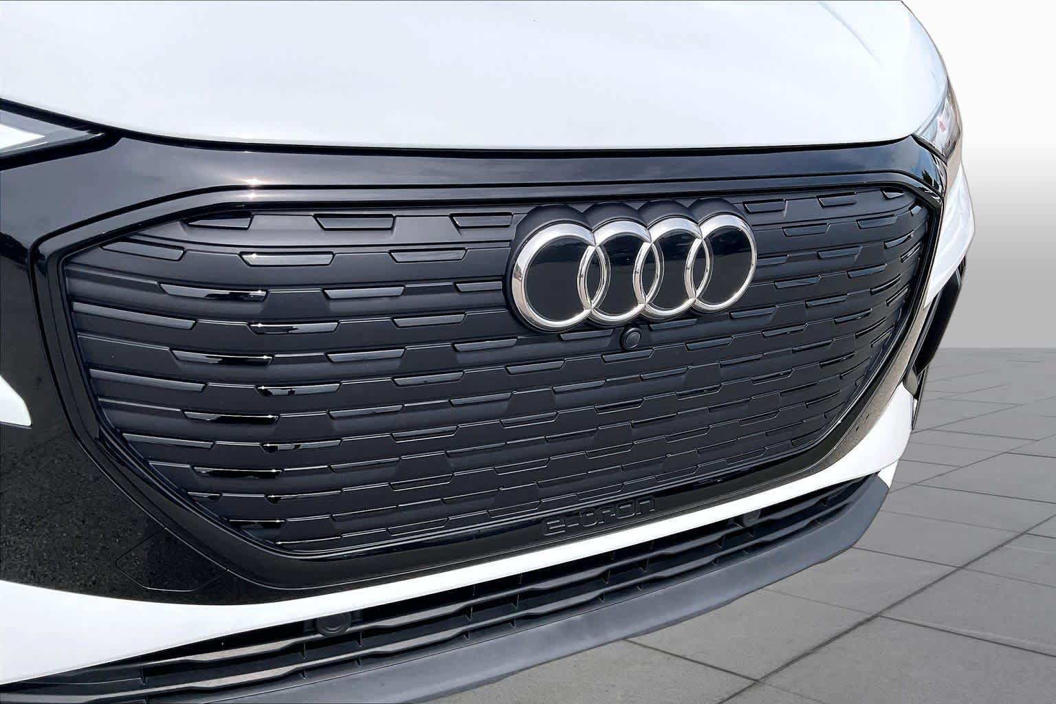Used 2024 Audi Q4 e-tron Premium Plus AWD/4WD image 29