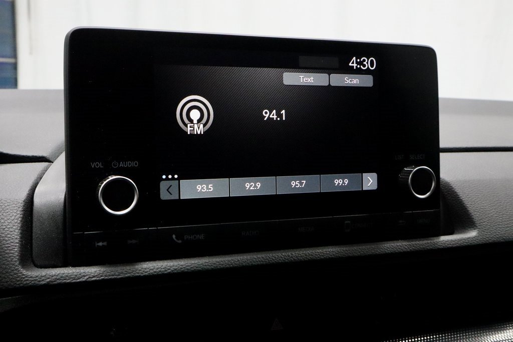 Used 2023 Honda CR-V Sport image 3