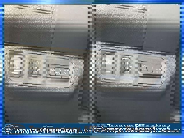 Used 2023 GMC Acadia Denali w/ Denali Technology Package AWD/4WD image 22