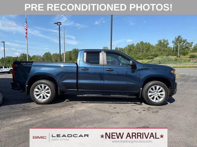 Used 2020 Chevrolet Silverado 1500 Custom w/ Custom Value Package AWD/4WD image 6