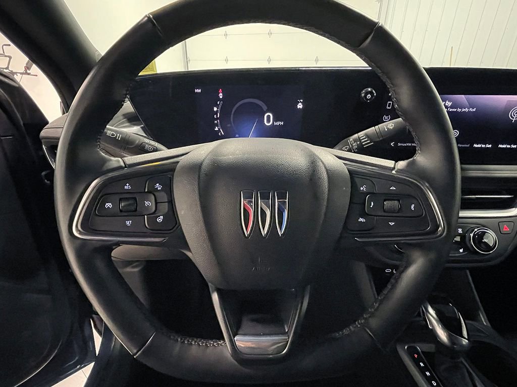 Used 2024 Buick Envista Preferred w/ Convenience I Package image 33