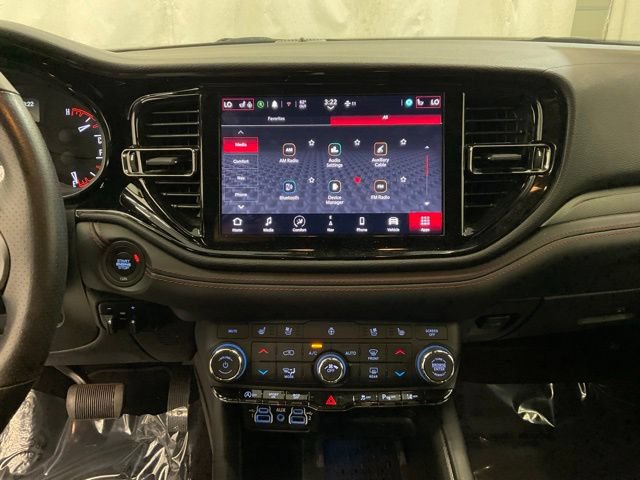 Used 2025 Dodge Durango GT AWD/4WD image 17