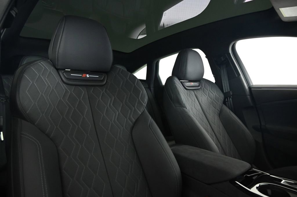 New 2025 Audi S6 e-tron Premium Plus AWD/4WD image 15