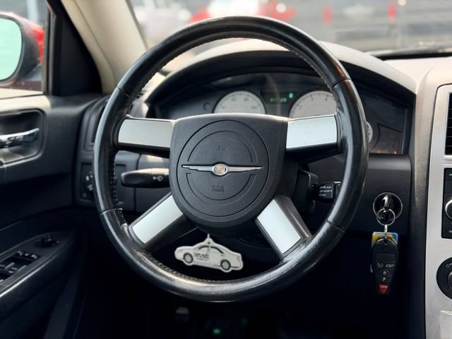 Used 2008 Chrysler 300 Touring w/ Comfort/Convenience Group RWD image 18