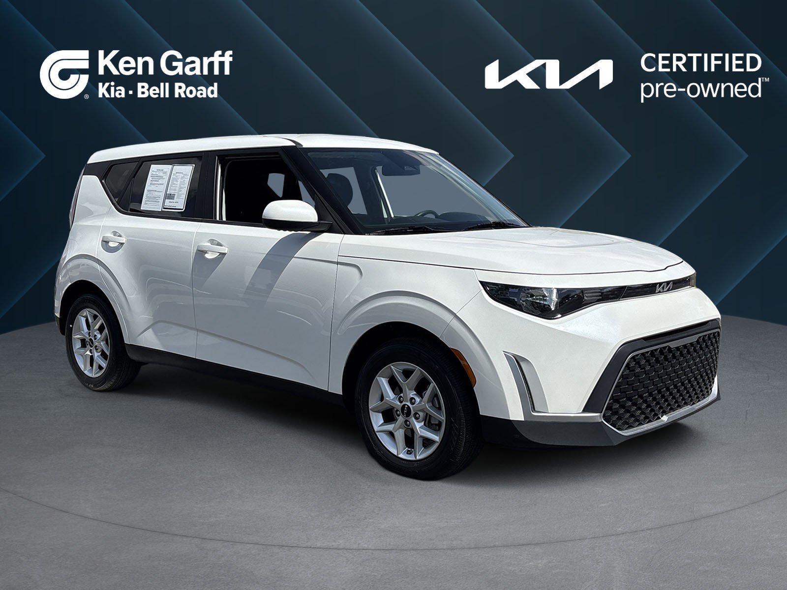 Certified 2025 Kia Soul LX w/ LX Technology Package FWD image 1